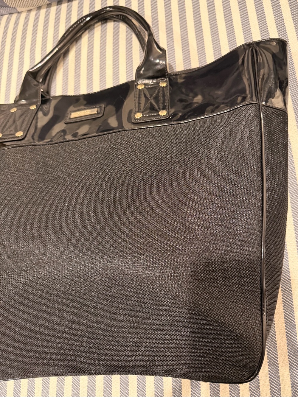 VERSACE PERFUME~Huge Black Tote with Gloss Trim 🖤🩶🖤🩶 - Picture 9 of 13